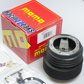 Steering wheel hub boss kit MOMO 8017