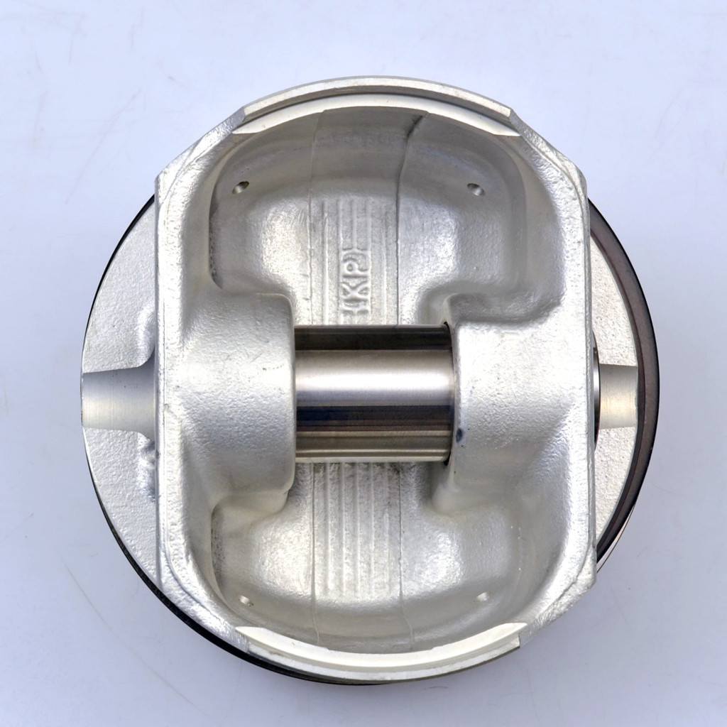 Piston set fits BMW 540i 740i 840Ci X5 4.4i V8 M62B44LEV 1996-2005