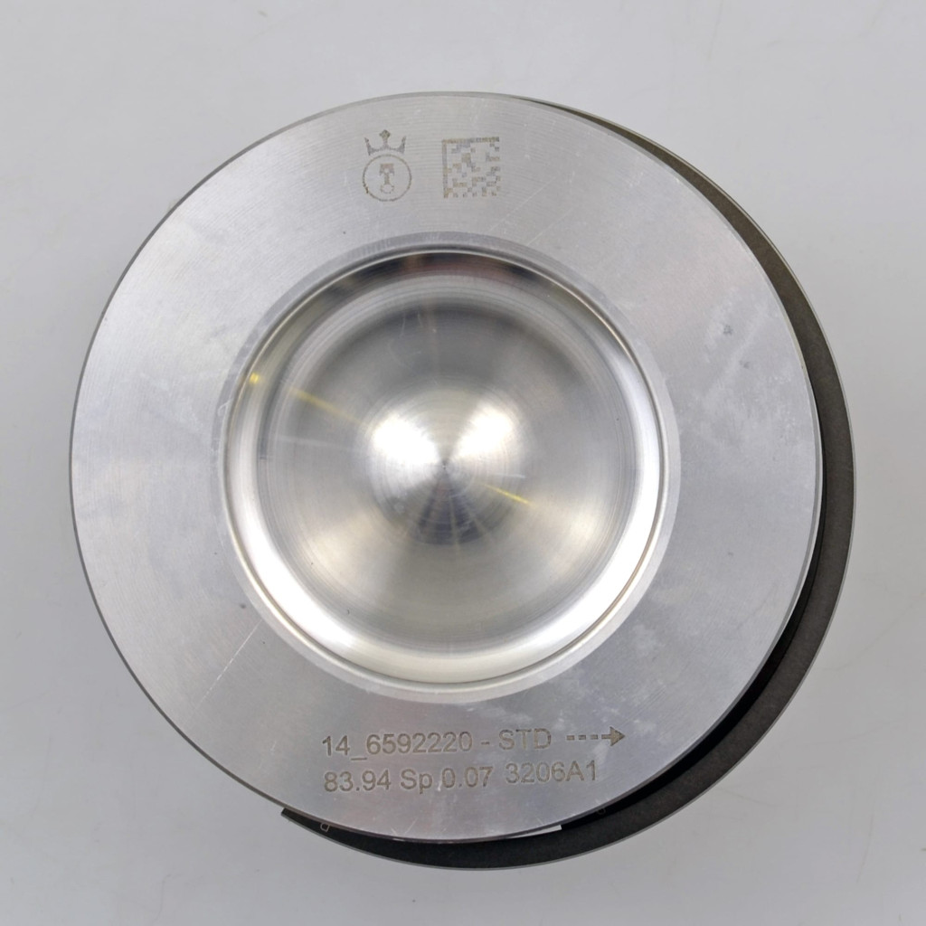 Piston set fits Land Rover Discovery Range Rover Sport TDV6 SDV6 306DT 2009-