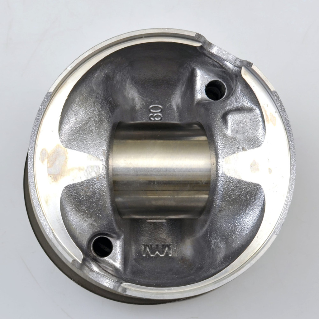 Piston set fits BMW 120d 123d 318d 320d 520d X3 20d 2004-2010 N47D20A N47D20B