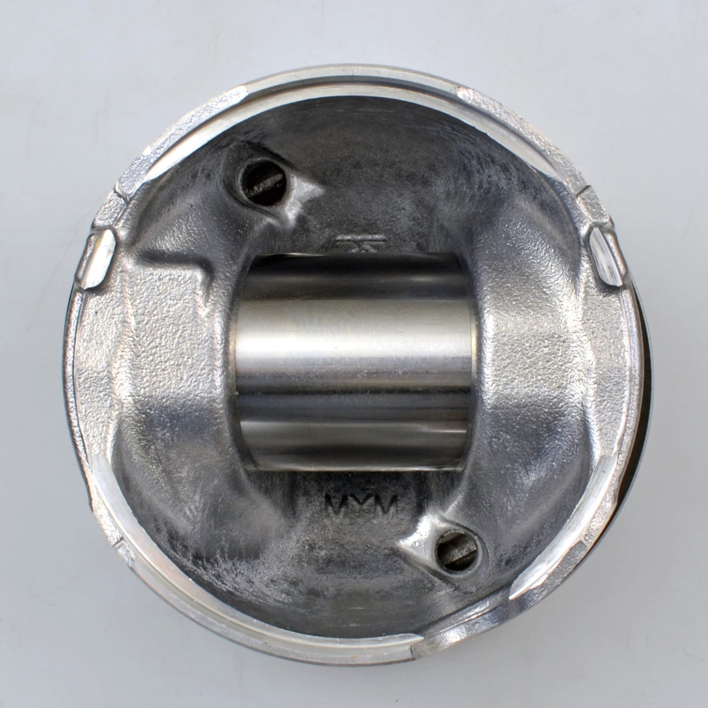 Piston set fits Land Rover Evoque Discovery Velar 2.0D 2014- 204DTH 204DTD 204DTY