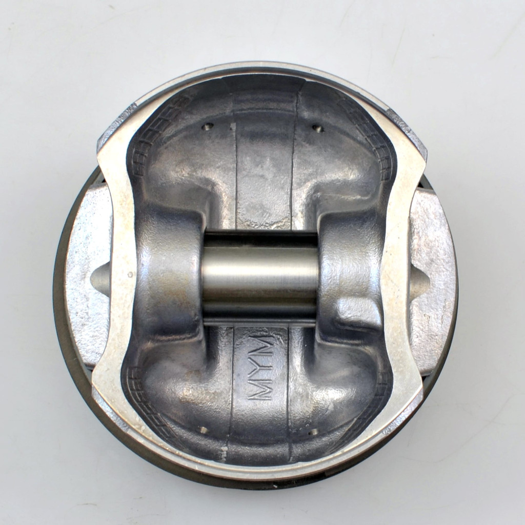 Piston set fits Dacia Dokker Duster Lodgy 1.6 2015- H4M