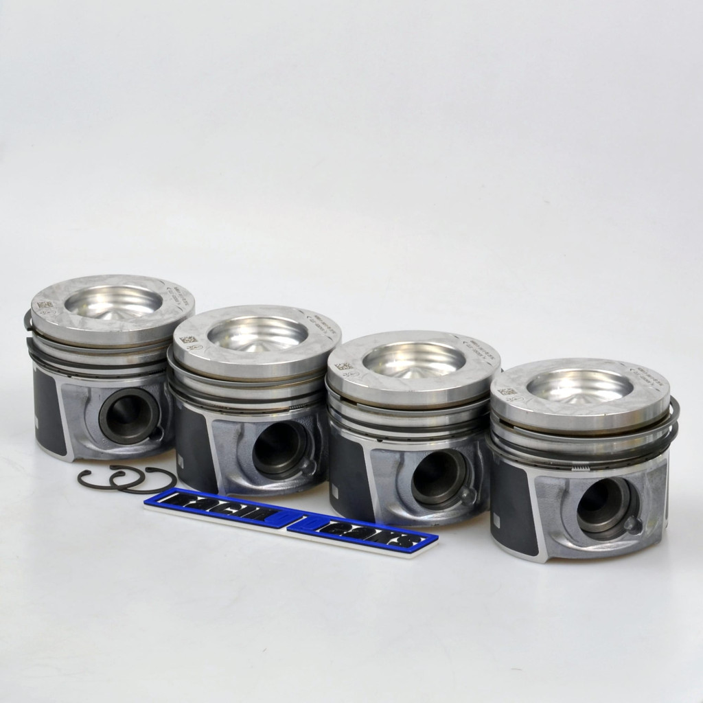 Piston set fits Opel Vauxhall Vivaro 1.6 CDTI 2014- R9M
